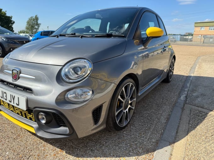 2025 Abarth 595