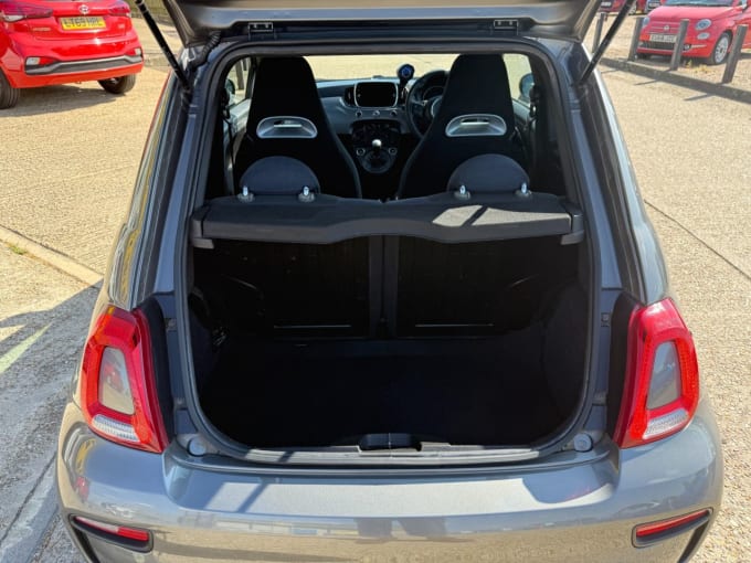 2025 Abarth 595