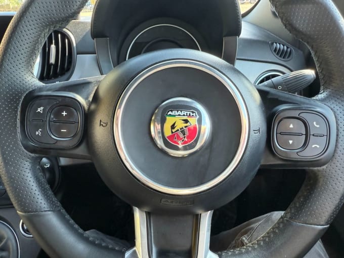 2025 Abarth 595