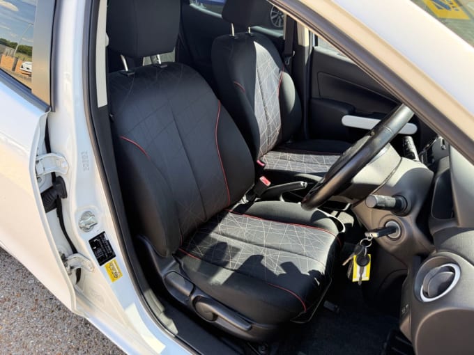 2025 Mazda Mazda2