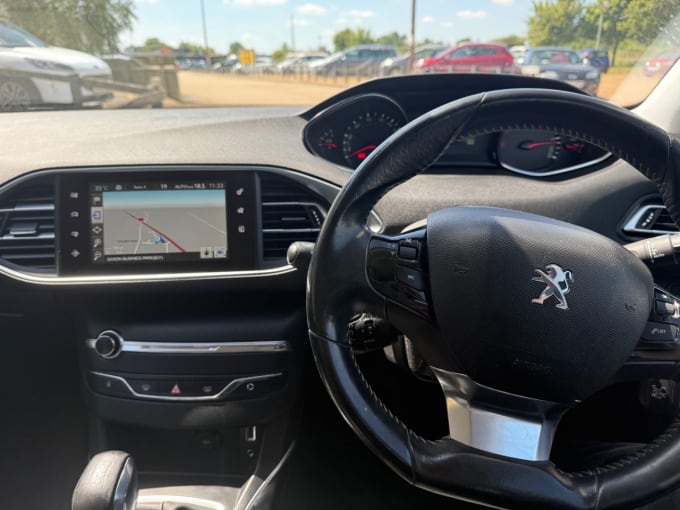 2025 Peugeot 308