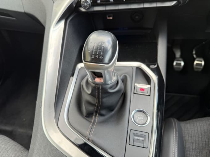 2025 Peugeot 3008