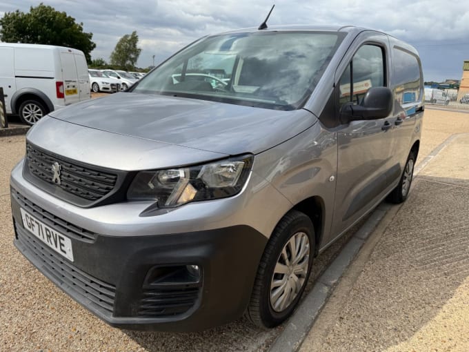 2025 Peugeot Partner