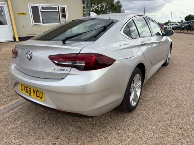 2025 Vauxhall Insignia