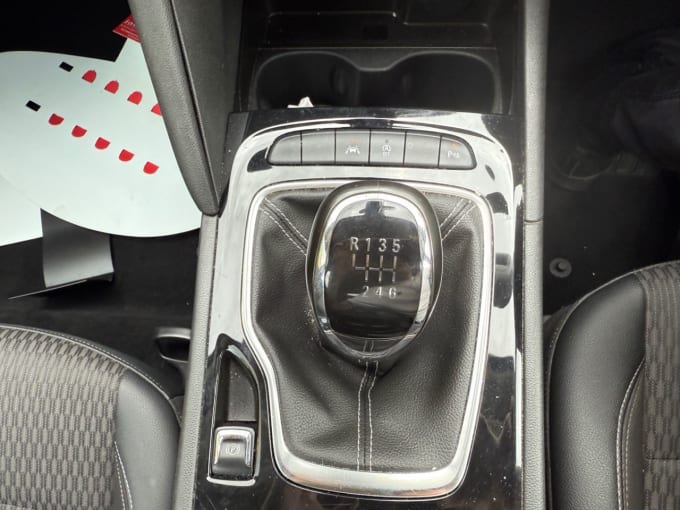 2025 Vauxhall Insignia