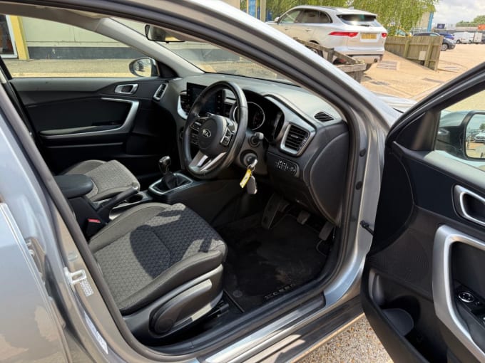 2025 Kia Xceed