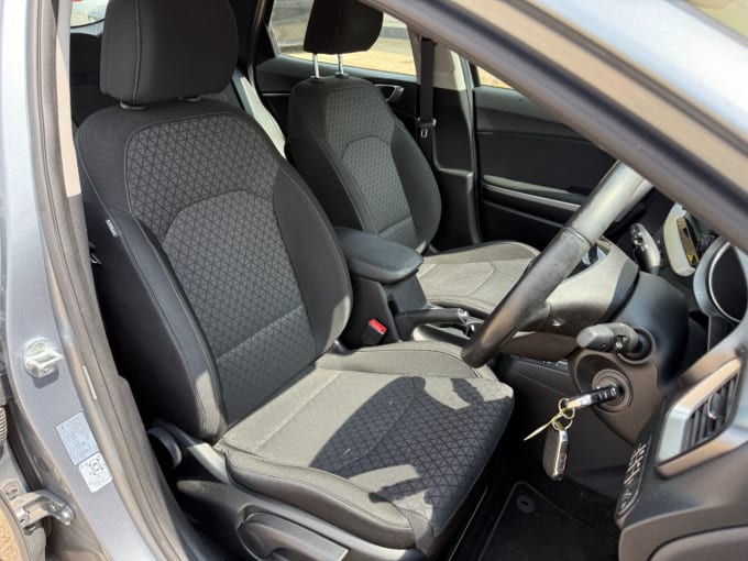 2025 Kia Xceed