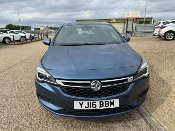 2025 Vauxhall Astra
