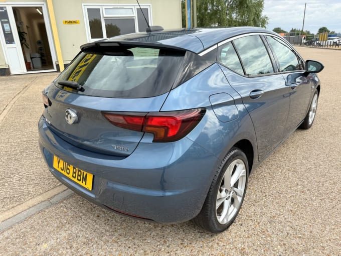 2025 Vauxhall Astra