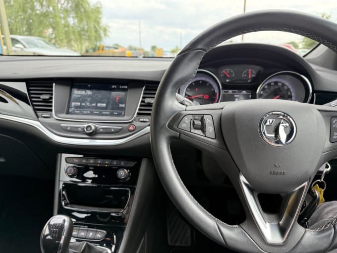 2025 Vauxhall Astra