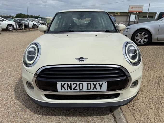 2025 Mini Hatch