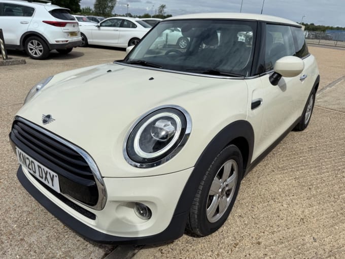 2025 Mini Hatch