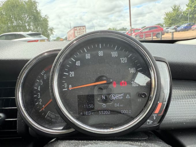 2025 Mini Hatch