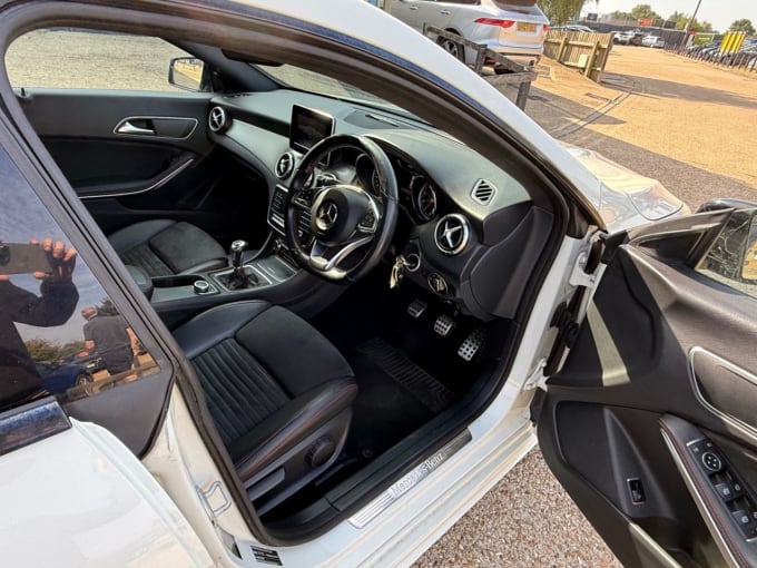2025 Mercedes-benz Cla