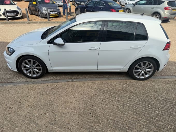 2025 Volkswagen Golf