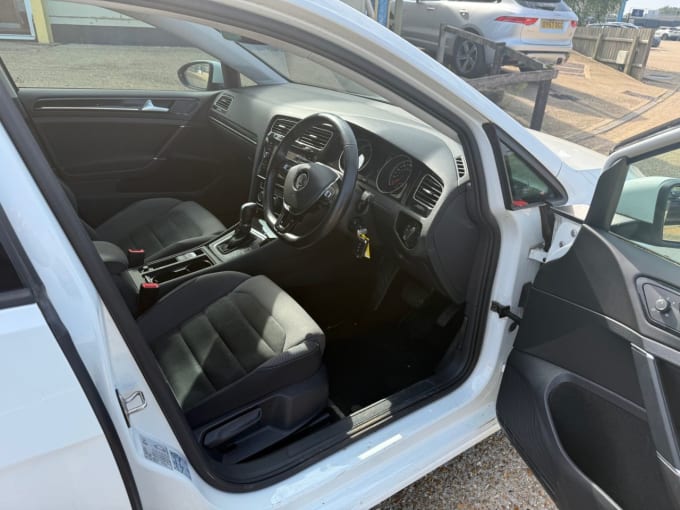 2025 Volkswagen Golf