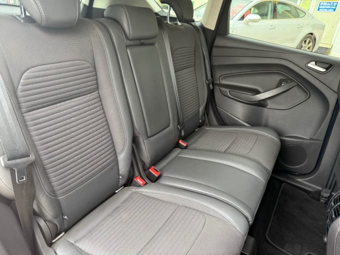 2025 Ford Kuga