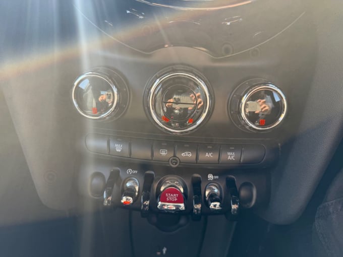 2025 Mini Hatch