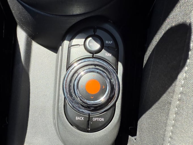 2025 Mini Hatch