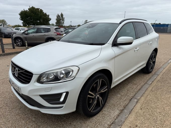 2025 Volvo Xc60