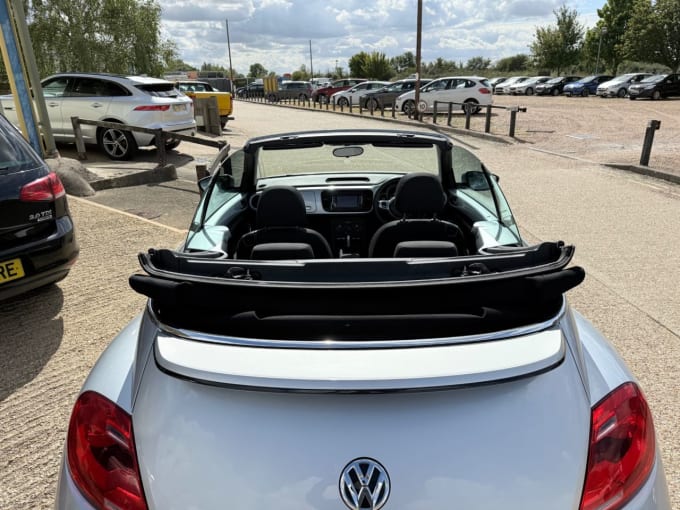 2025 Volkswagen Beetle