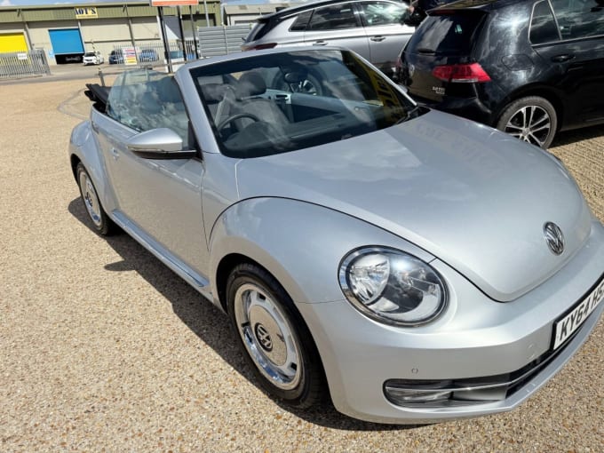 2025 Volkswagen Beetle