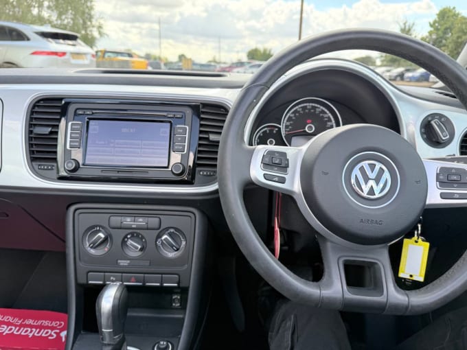 2025 Volkswagen Beetle