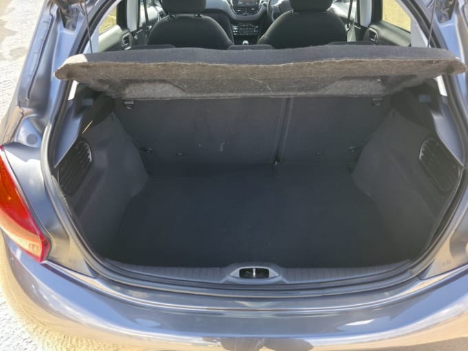 2025 Peugeot 208