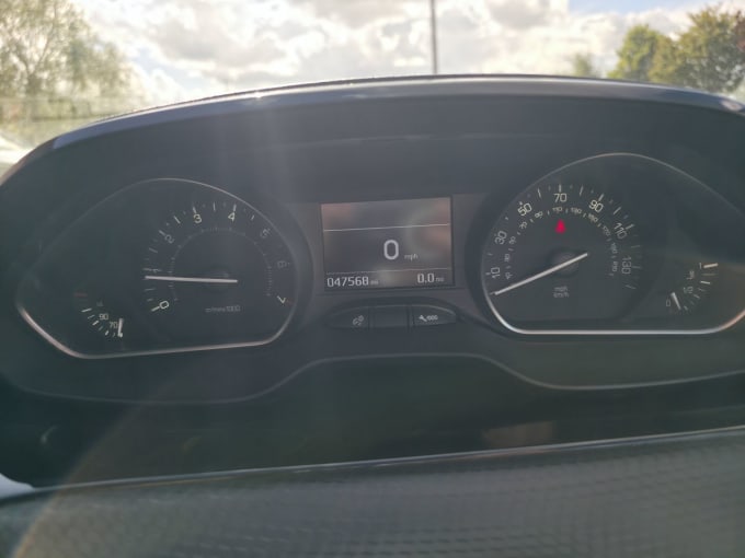 2025 Peugeot 208
