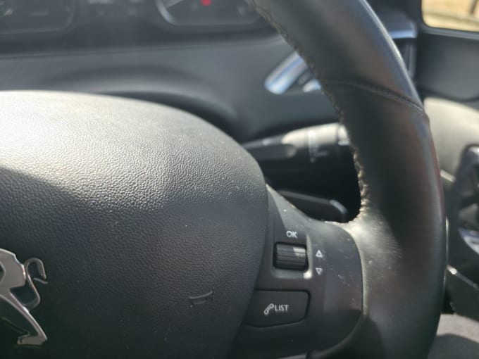 2025 Peugeot 208