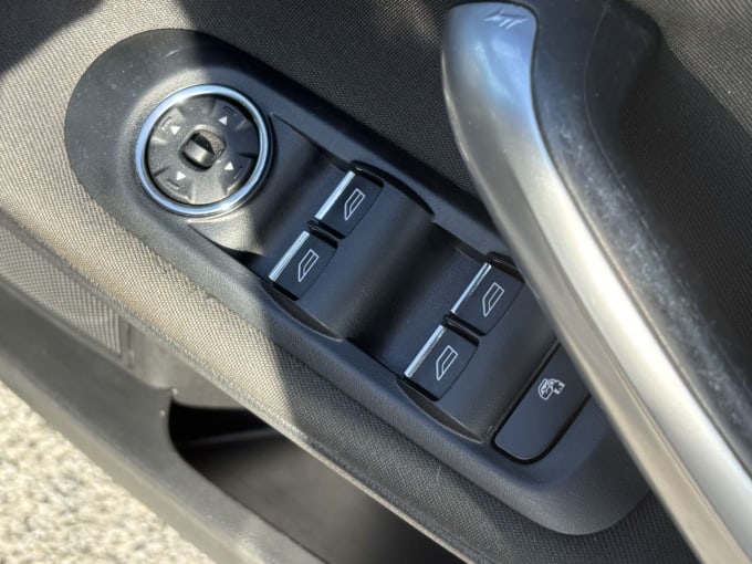 2025 Ford Mondeo