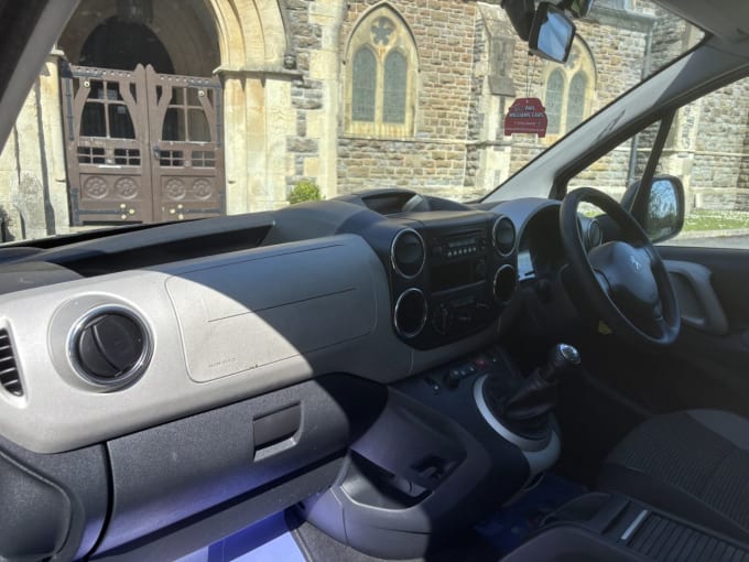 2025 Peugeot Partner Tepee