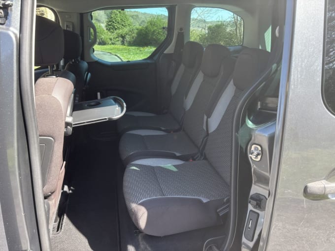 2025 Peugeot Partner Tepee