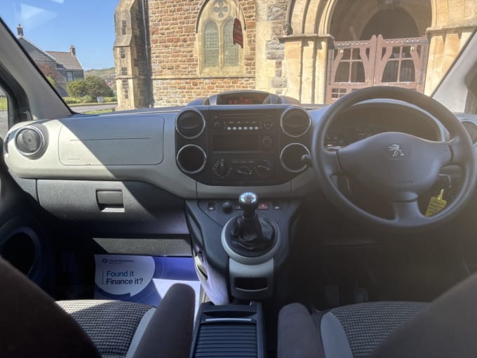 2025 Peugeot Partner Tepee