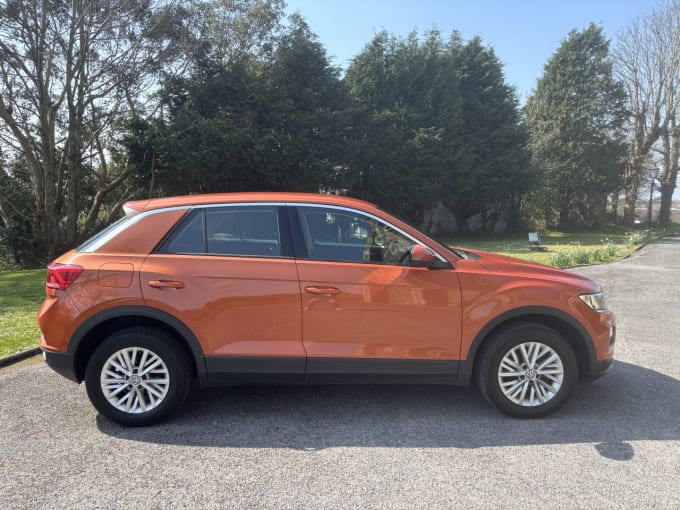 2025 Volkswagen T-roc