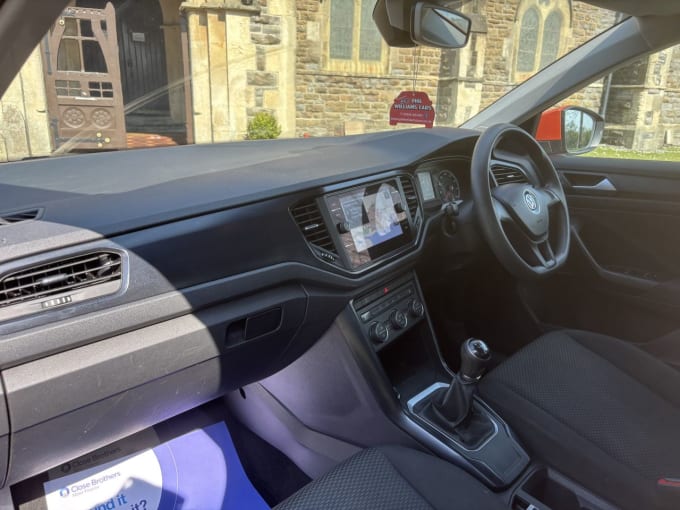2025 Volkswagen T-roc