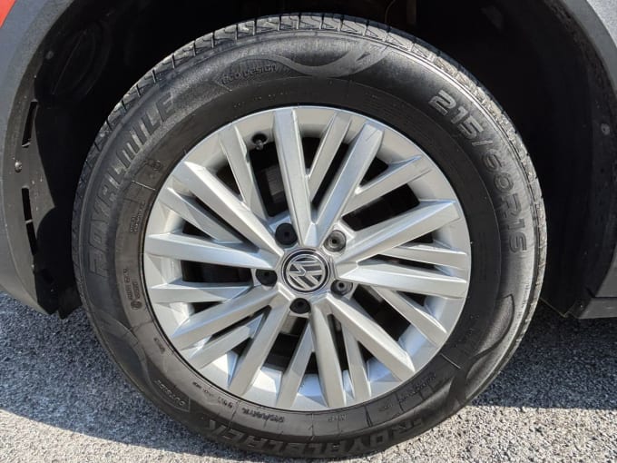 2025 Volkswagen T-roc