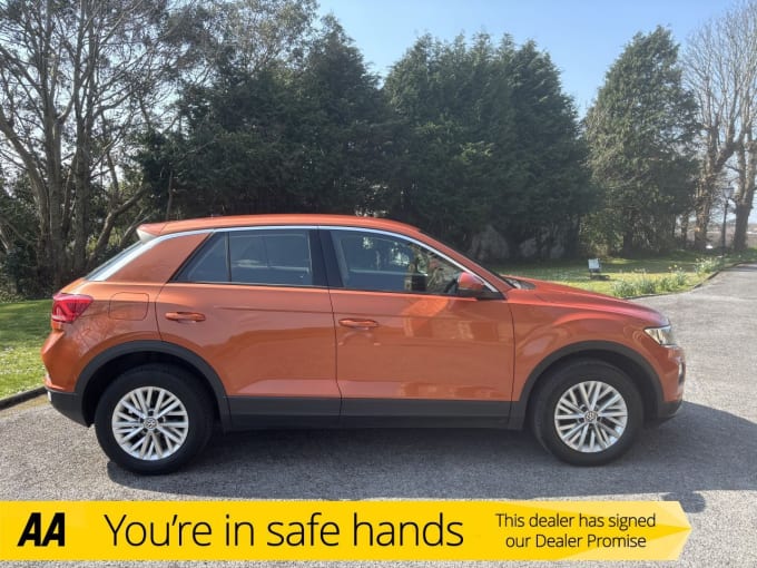 2025 Volkswagen T-roc