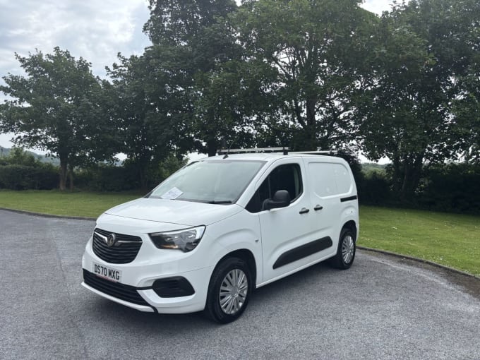 2025 Vauxhall Combo