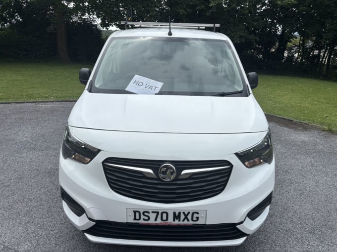 2025 Vauxhall Combo