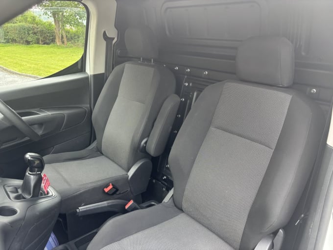2025 Vauxhall Combo