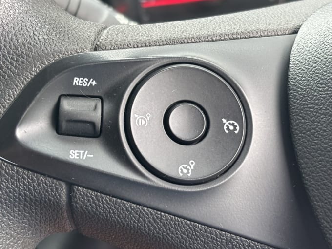 2025 Vauxhall Combo