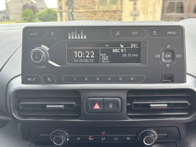 2025 Vauxhall Combo