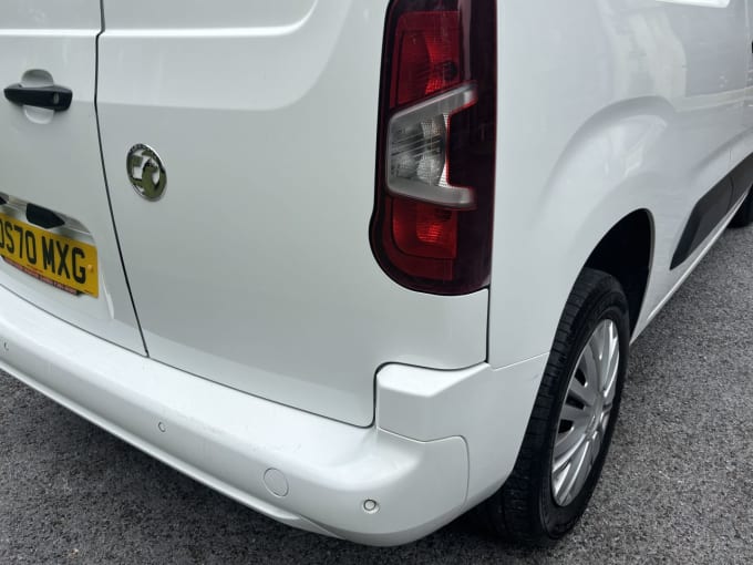 2025 Vauxhall Combo