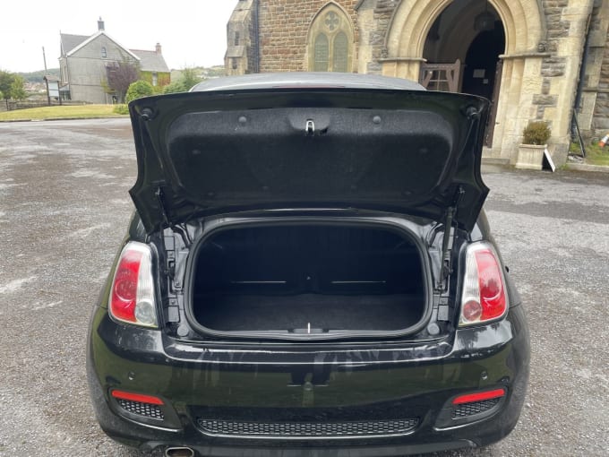2025 Fiat 500c