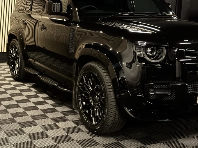 2024 Land Rover Defender 110