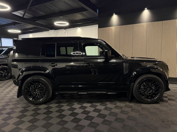 2024 Land Rover Defender 110