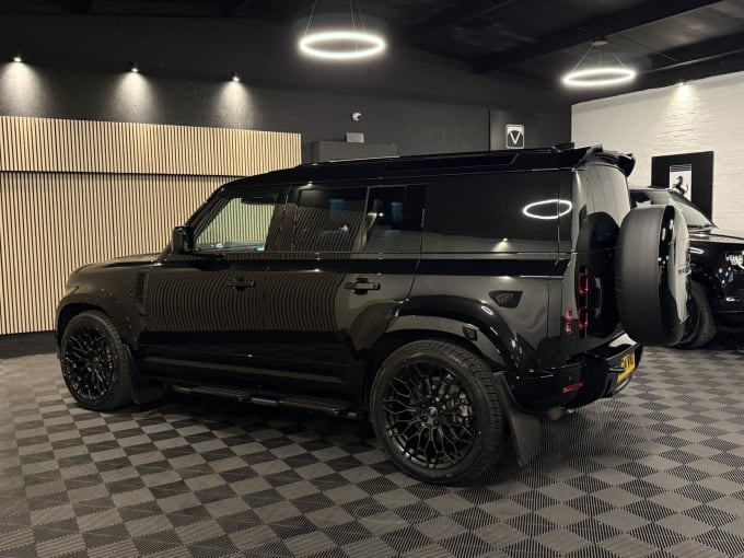 2024 Land Rover Defender 110