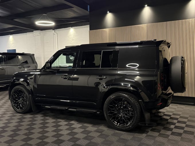 2024 Land Rover Defender 110