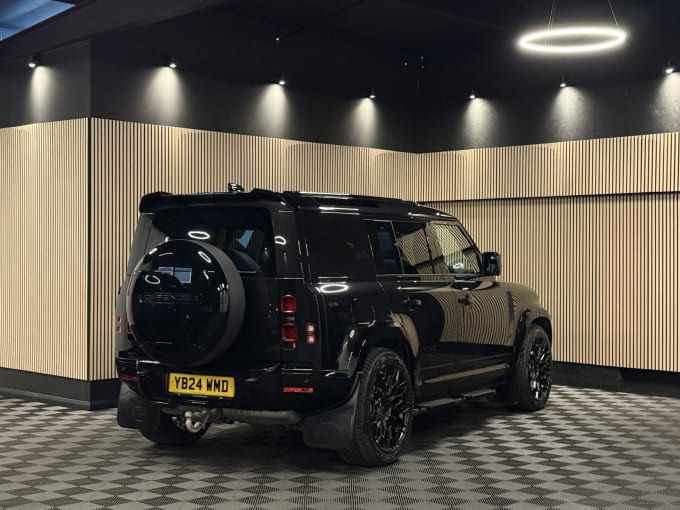 2024 Land Rover Defender 110